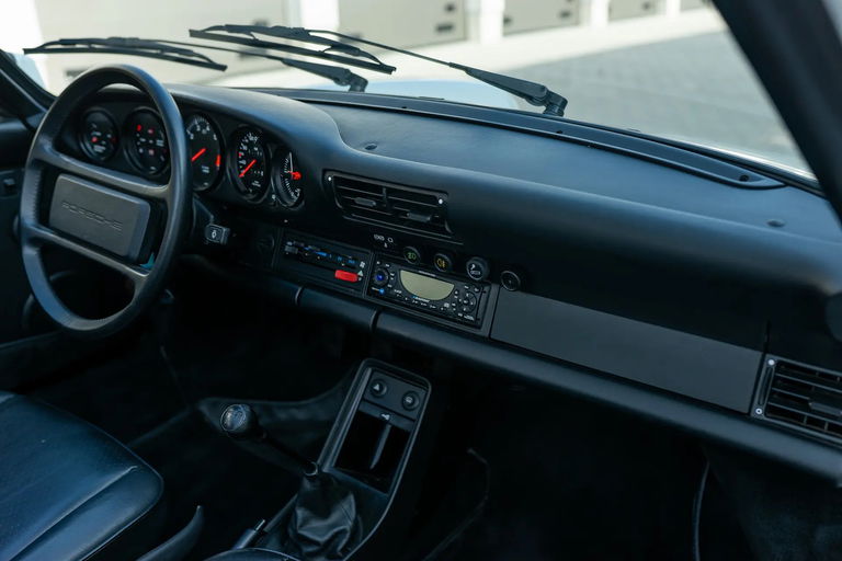 Porsche 911 Carrera 3.2