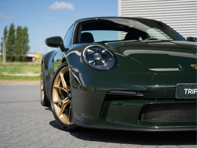Porsche 992 GT3 Touring