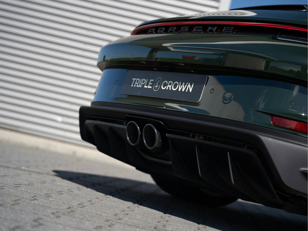 Porsche 992 GT3 Touring