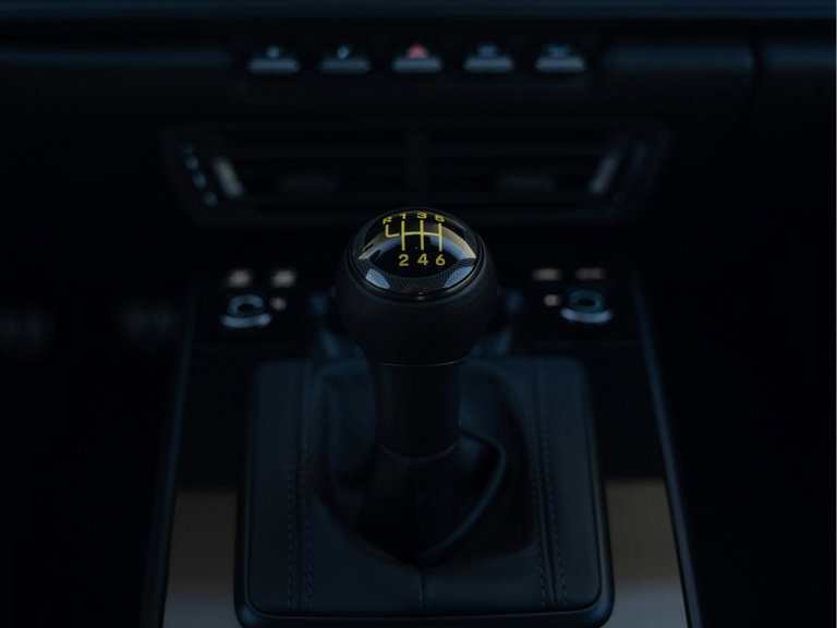 Porsche 992 GT3 Touring
