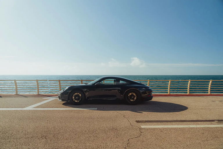 Porsche 992 GT3 Touring