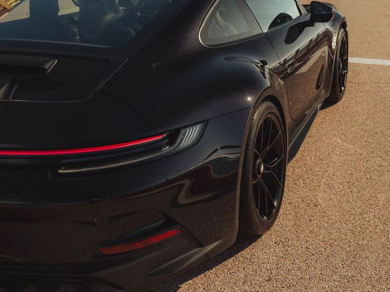 Porsche 992 GT3 Touring