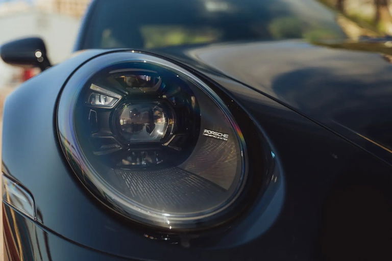 Porsche 992 GT3 Touring