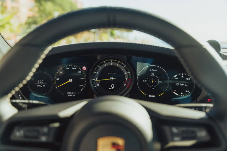 Porsche 992 GT3 Touring