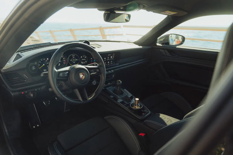 Porsche 992 GT3 Touring