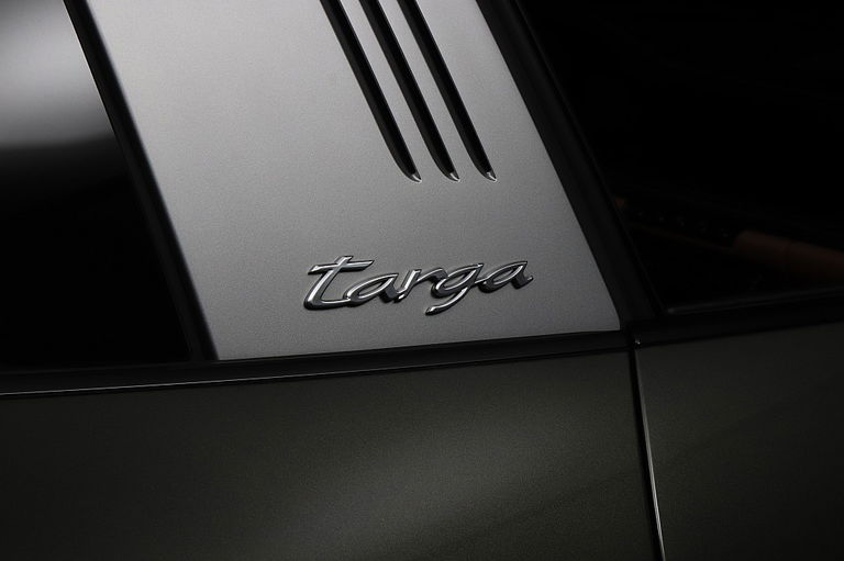 Porsche 992 Targa 4