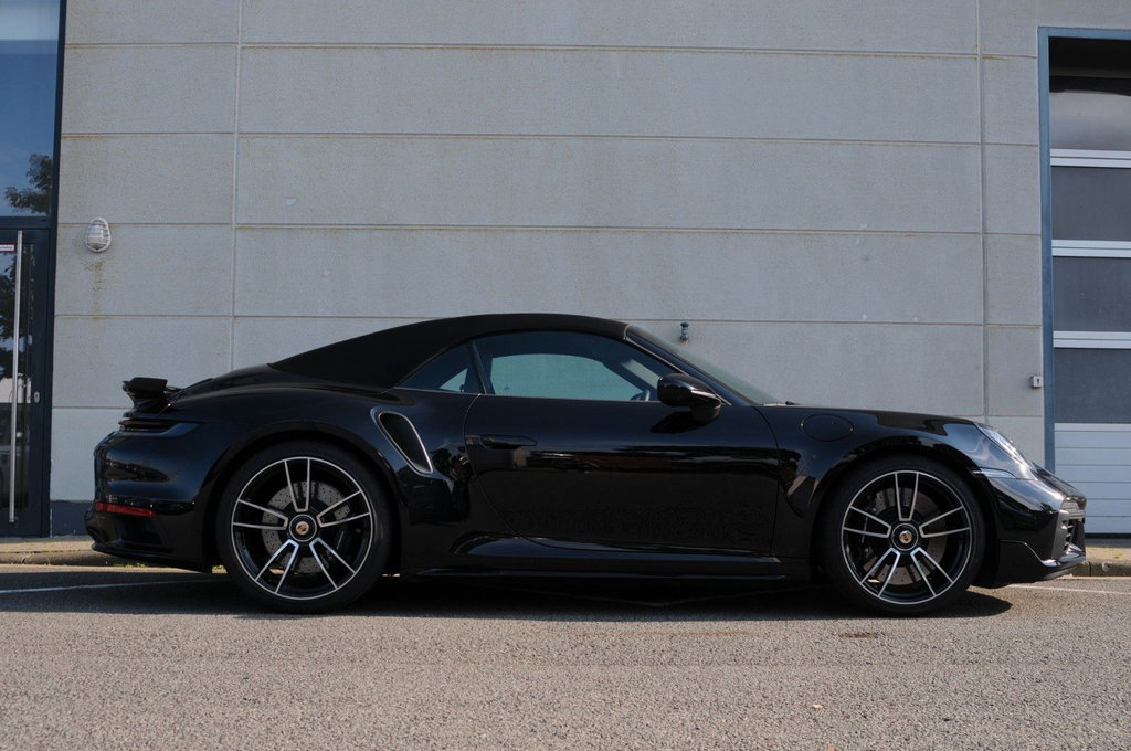 Porsche 992 Turbo