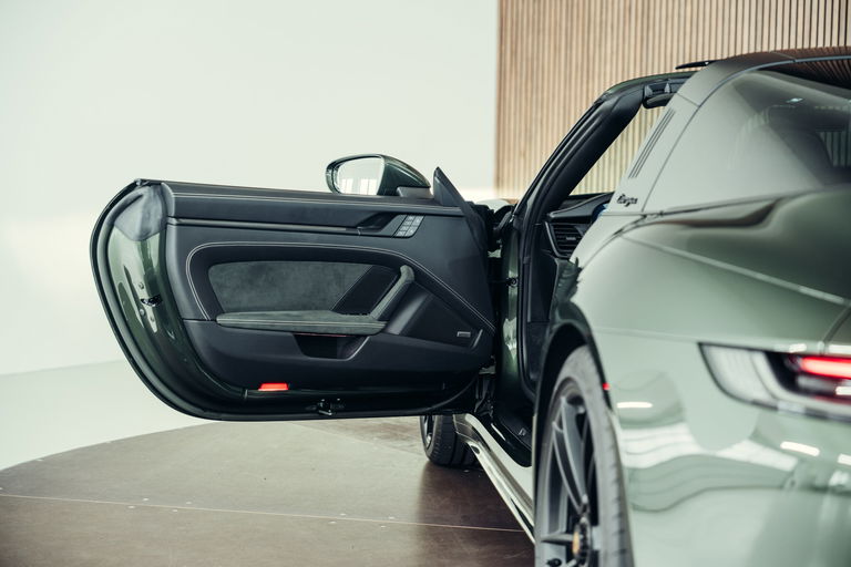 Porsche 992 Targa 4 GTS