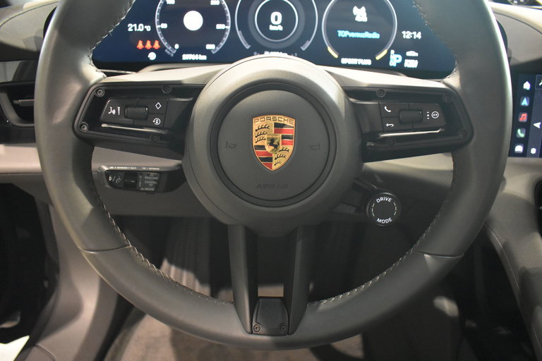 Porsche Taycan 4 Cross Turismo