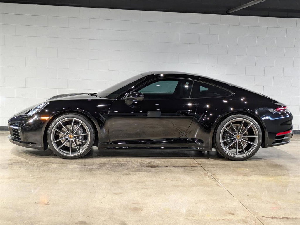 Porsche 992 Carrera