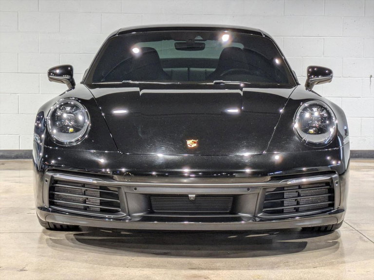 Porsche 992 Carrera