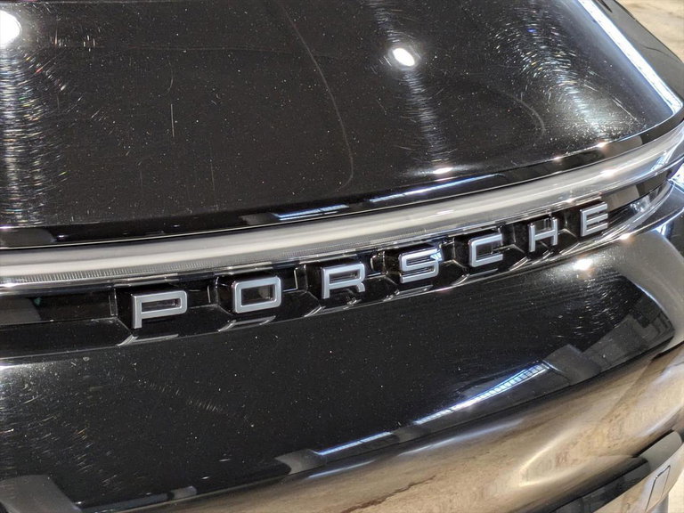 Porsche 992 Carrera