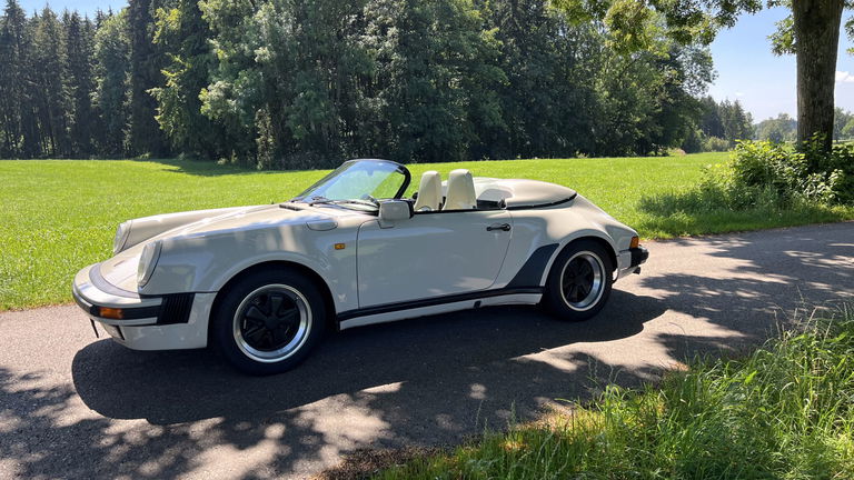 Porsche 911 Carrera 3.2 Speedster