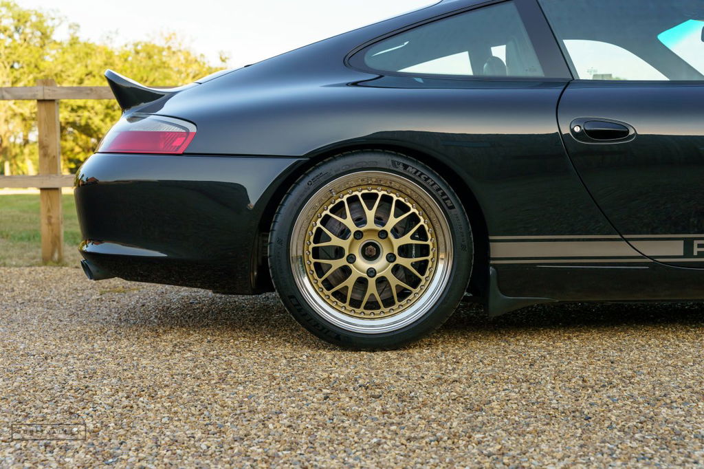 Porsche 996.2 Carrera
