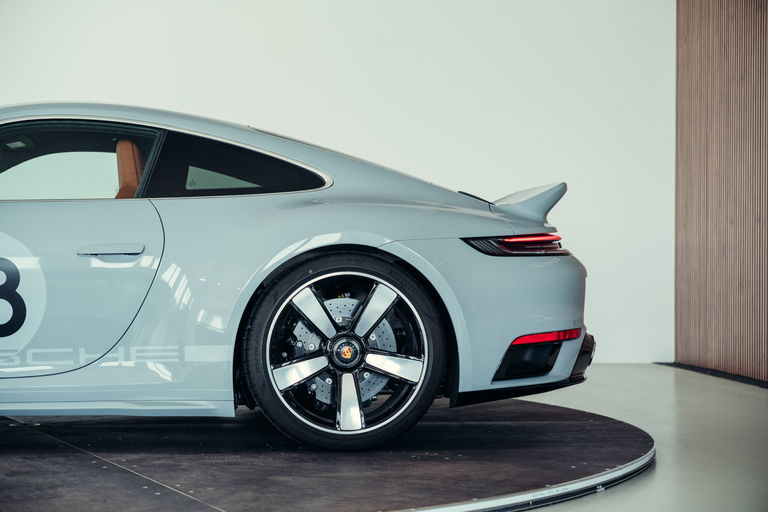 Porsche 992 Sport Classic