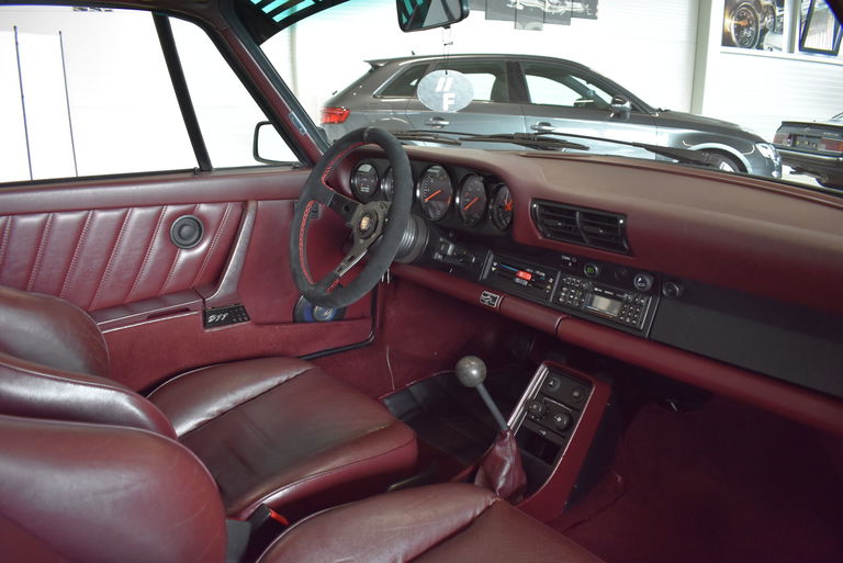 Porsche 911 Carrera 3.2