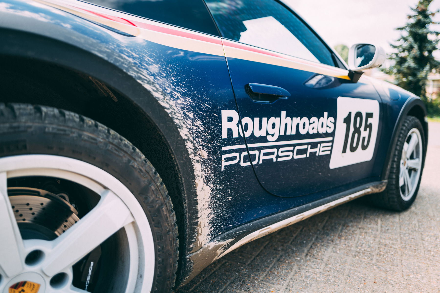 Guy Pasmans Porsche 911 Dakar