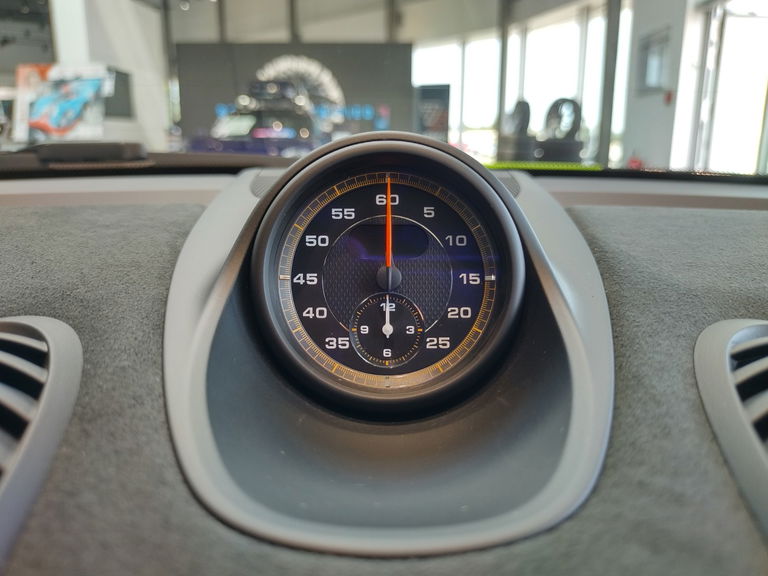 Porsche 718 Cayman GT4 RS