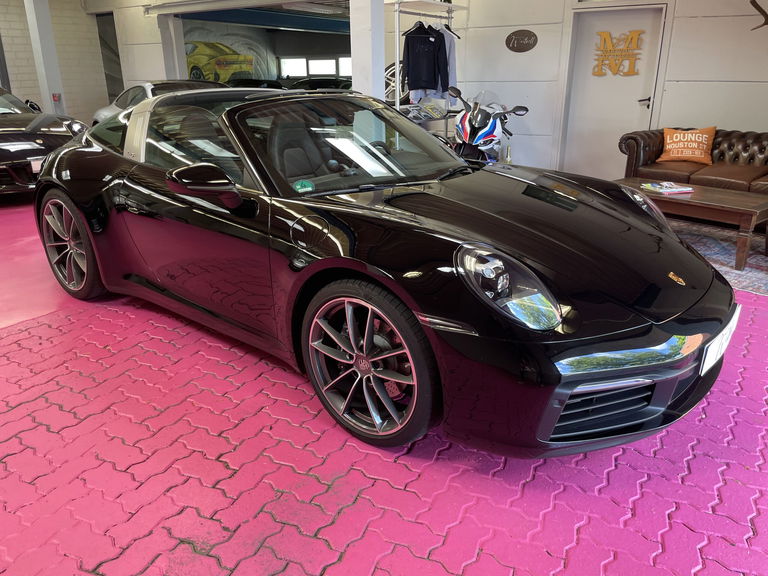 Porsche 992 Targa 4
