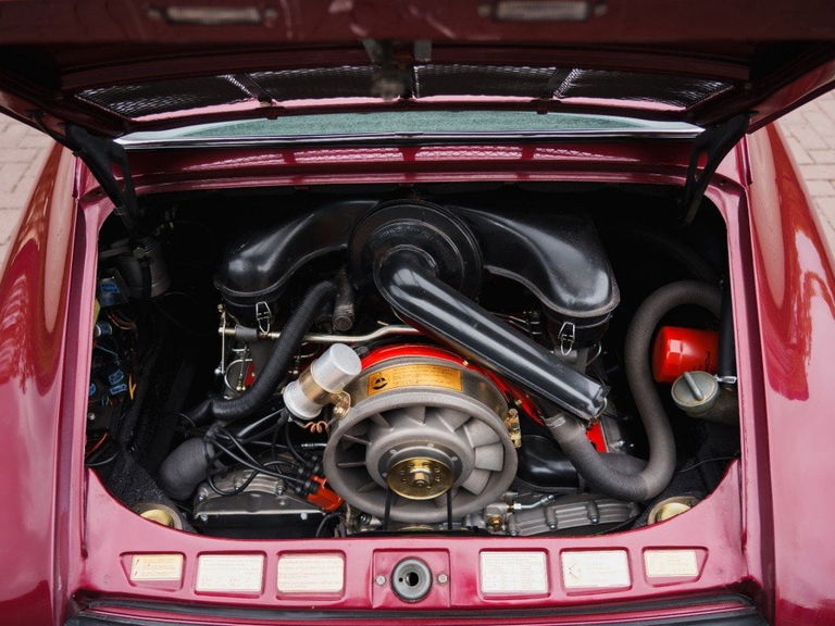 Porsche 911 S (F-Modell)