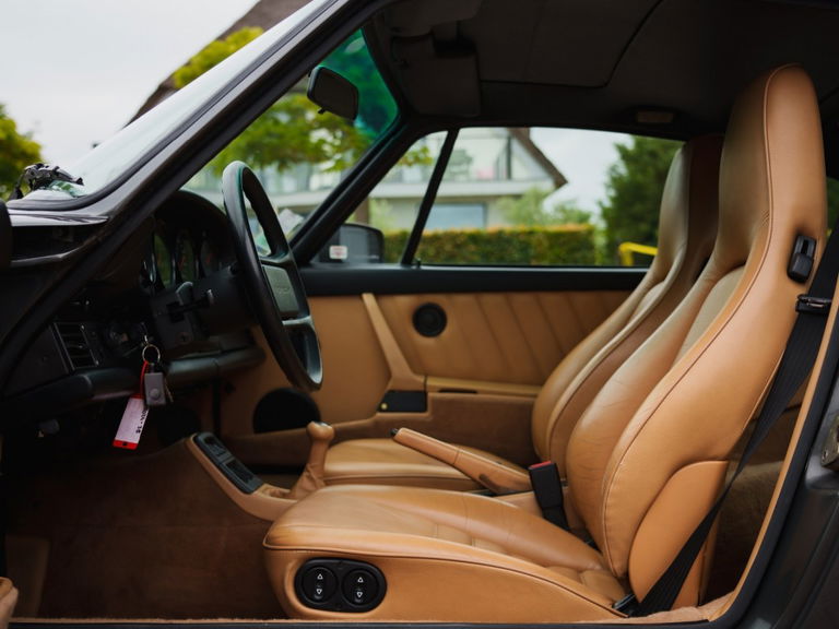 Porsche 964 Carrera 4