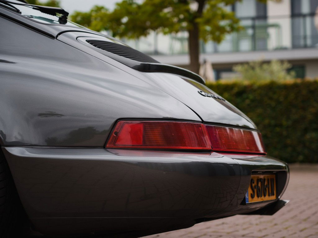 Porsche 964 Carrera 4