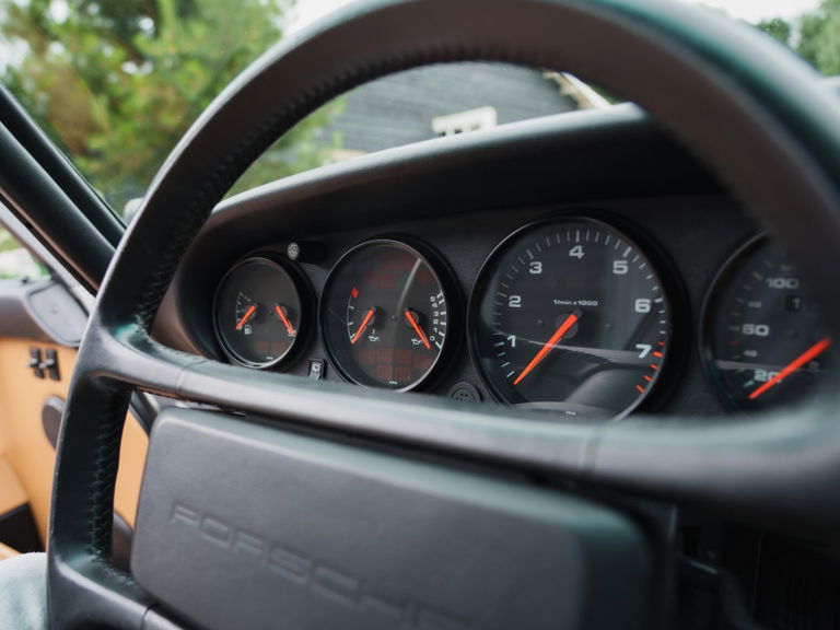 Porsche 964 Carrera 4