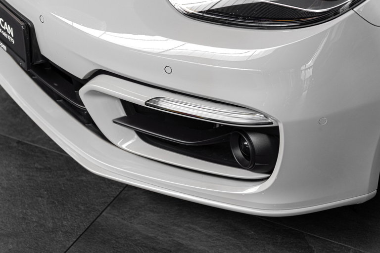 Porsche Panamera 4 E-Hybrid
