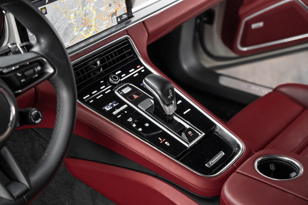 Porsche Panamera 4 E-Hybrid