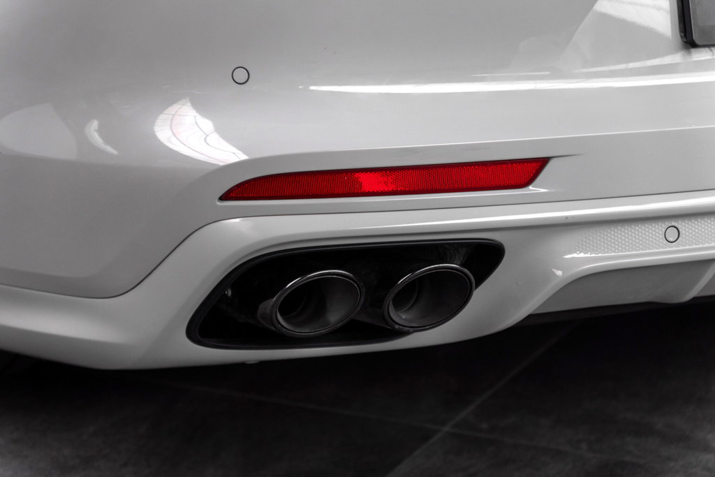Porsche Panamera 4 E-Hybrid