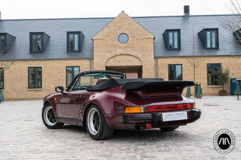 Porsche 911 Carrera 3.2