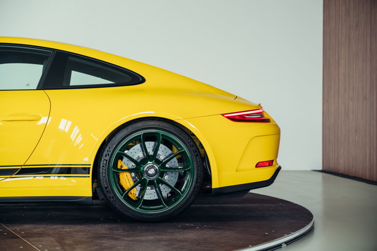 Porsche 991.2 GT3 Touring