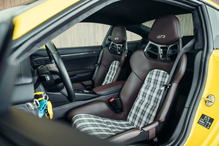 Porsche 991.2 GT3 Touring