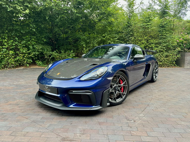 Porsche 718 Cayman GT4 RS