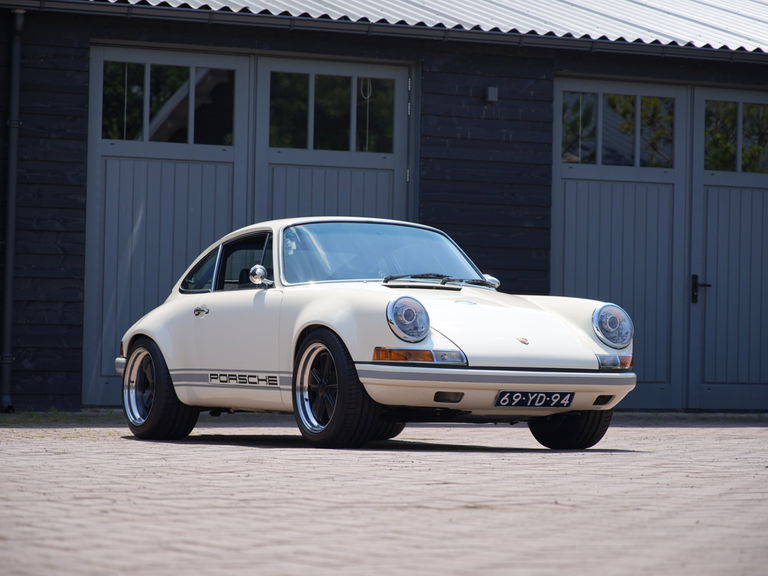 Porsche 911 Backdate