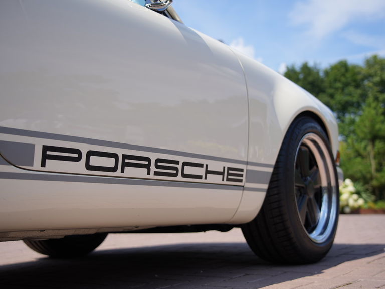 Porsche 911 Backdate
