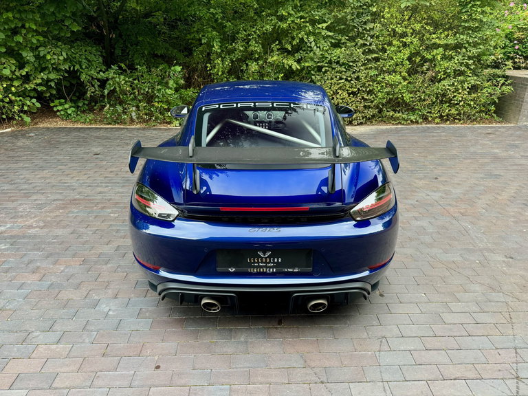 Porsche 718 Cayman GT4 RS