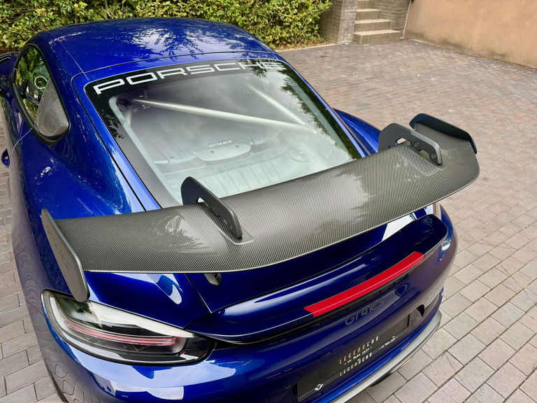 Porsche 718 Cayman GT4 RS