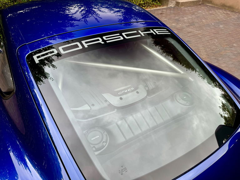 Porsche 718 Cayman GT4 RS