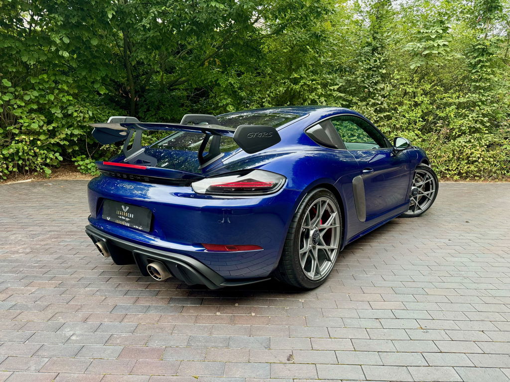 Porsche 718 Cayman GT4 RS