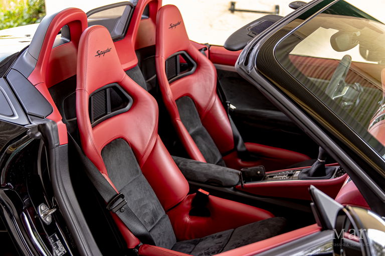 Porsche 981 Boxster Spyder