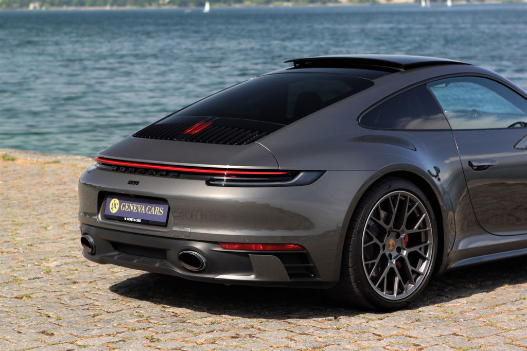 Porsche 992 Carrera S