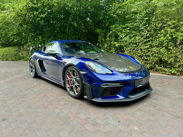 Porsche 718 Cayman GT4 RS