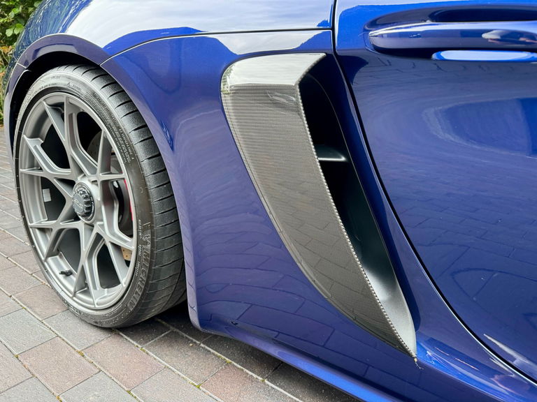 Porsche 718 Cayman GT4 RS