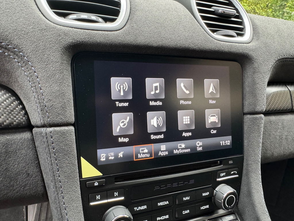 Porsche 718 Cayman GT4 RS