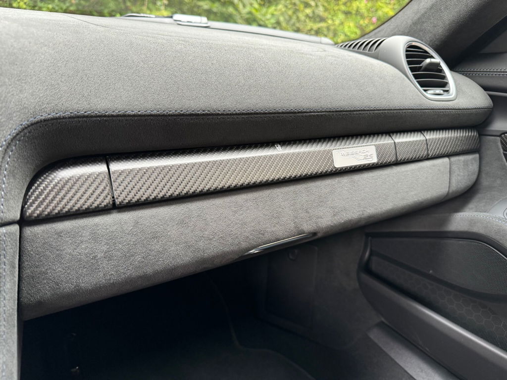 Porsche 718 Cayman GT4 RS