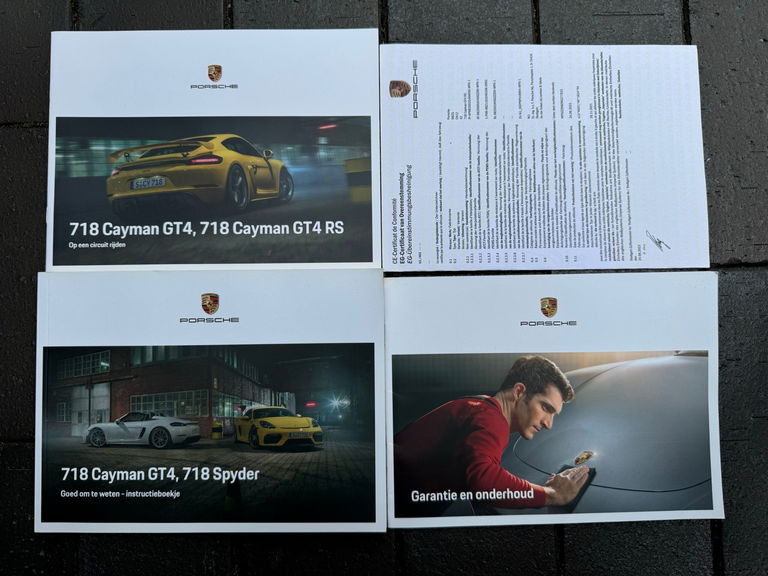 Porsche 718 Cayman GT4 RS