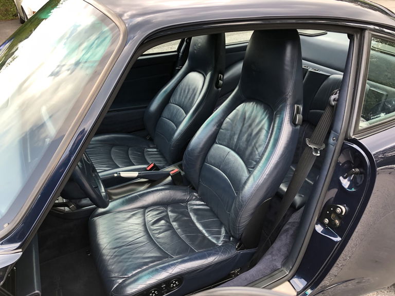 Porsche 993 Carrera 4S