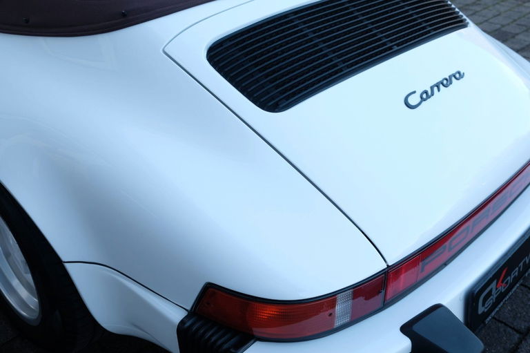 Porsche 911 Carrera 3.2 (US)