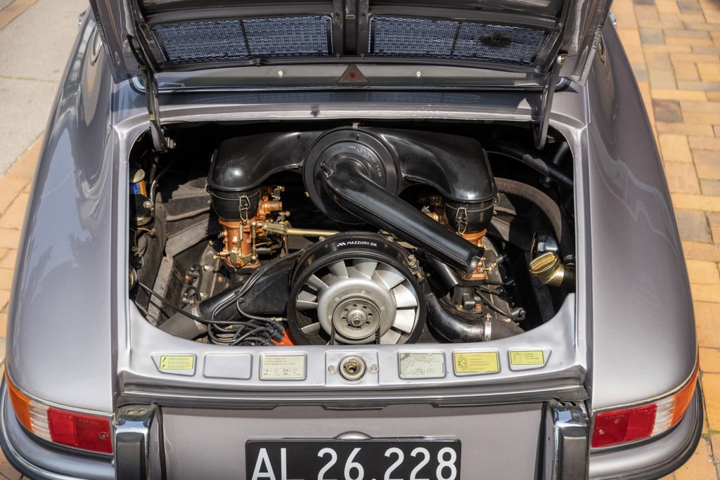 Porsche 911 L